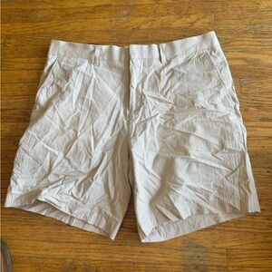 Le31 (Simon’s) dress shorts
